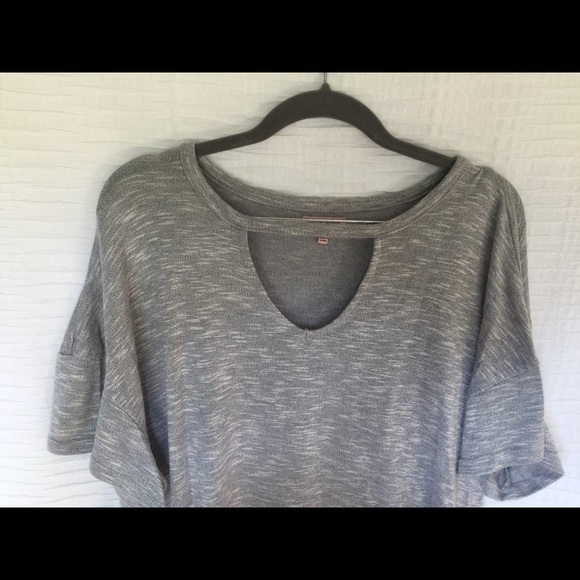 Juicy Couture Keyhole Shirt - Picture 2 of 5